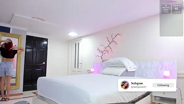 charolbruce 1 online show from 03/30/26, 11:55