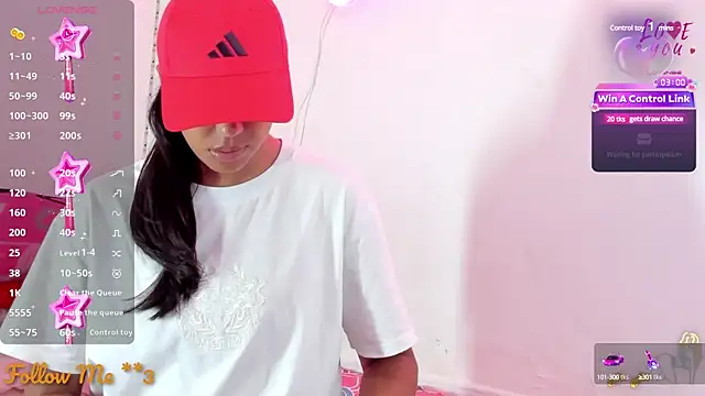 Snapshot of BarbieHotLaura chatting on 03/16/25, 02:11 BarbieHotLaura online show from 03/16/25, 02:11