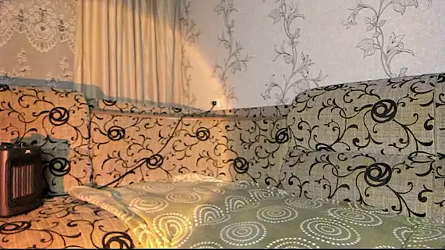 insanely-sweet online show from 02/24/25, 06:58