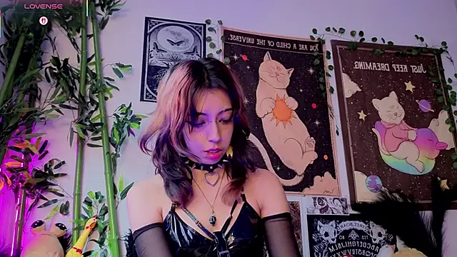 Nyx nayla online show from 03/06/26, 09:22