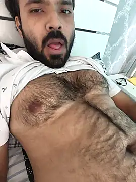 Snapshot of playboy_30 chatting on 11/10/25, 08:35 playboy 30 online show from 11/10/25, 08:35