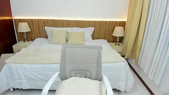 latyndollts online show from 03/22/25, 01:11