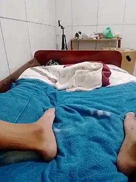 Snapshot of Leovmli chatting on 10/10/25, 08:52 Leovmli online show from 10/10/25, 08:52