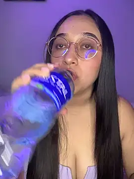 Snapshot of cata_megan chatting on 02/01/25, 09:08 cata megan online show from 02/01/25, 09:08