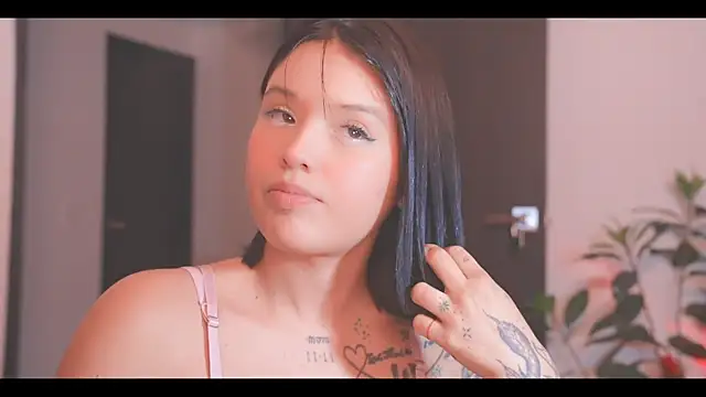 LorenRosse online show from 02/11/26, 11:21