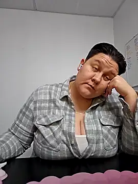 DevilDahm online show from 12/10/24, 10:37