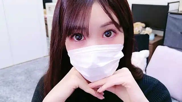 Snapshot of oxo_yuna_oxo chatting on 02/18/25, 11:33 oxo yuna oxo online show from 02/18/25, 11:33