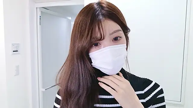 Snapshot of oxo_yuna_oxo chatting on 10/21/25, 11:11 oxo yuna oxo online show from 10/21/25, 11:11