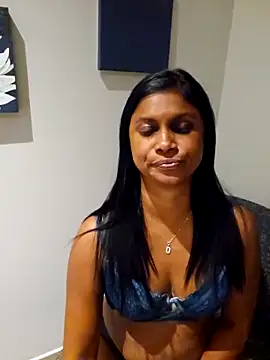 Sensual indian7 online show from 03/15/25, 10:11