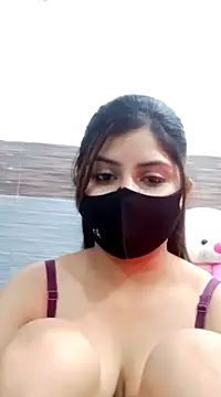 Hoty-Shivangi online show from 12/15/24, 09:31