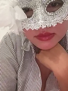 girldam95 online show from 03/18/26, 04:04