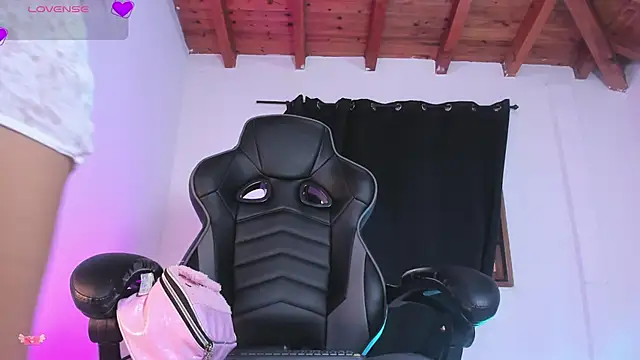 Daila 20  online show from 09/27/25, 12:32