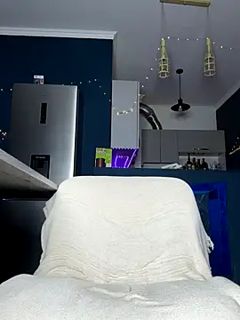 NickiLike online show from 09/21/25, 06:20