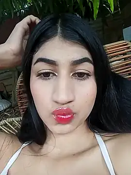 Julix A online show from 01/03/25, 06:35