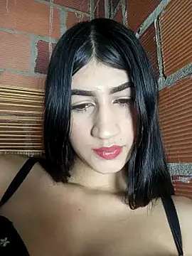 Julix A online show from 01/19/25, 07:46