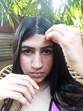 Julix A online show from 02/16/25, 08:33