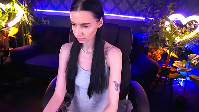 Snow WhiteeeX online show from 01/09/25, 01:56