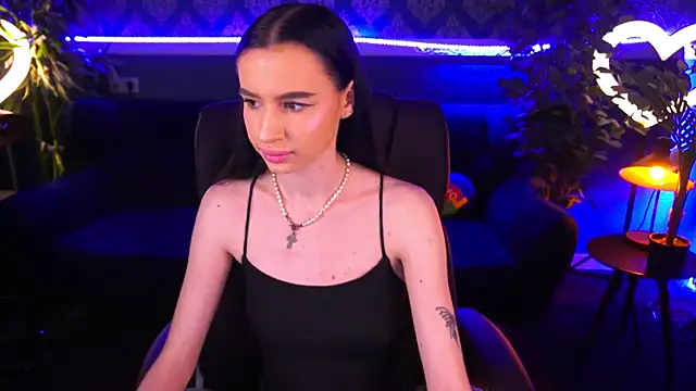 Snow WhiteeeX online show from 01/30/25, 01:53