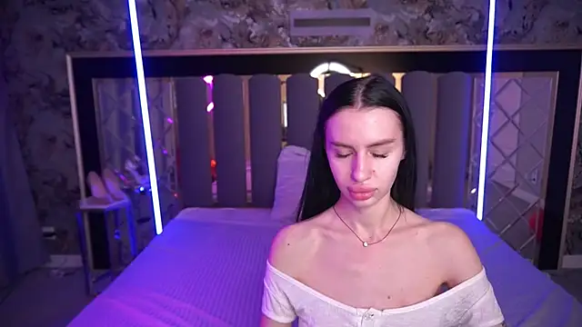 Snow WhiteeeX online show from 03/02/26, 06:36