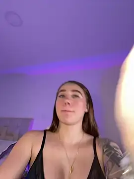 Lanataylor- online show from 03/13/25, 09:37