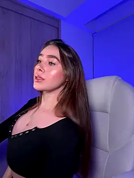 Lanataylor- online show from 10/03/25, 01:46