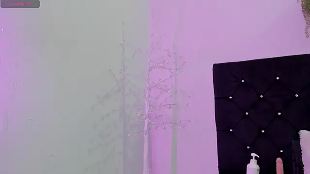 Natasha by online show from 03/12/25, 04:56