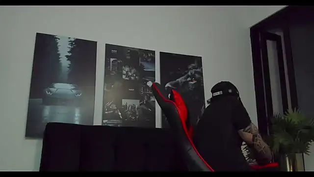 Austin bolt online show from 02/01/25, 01:34