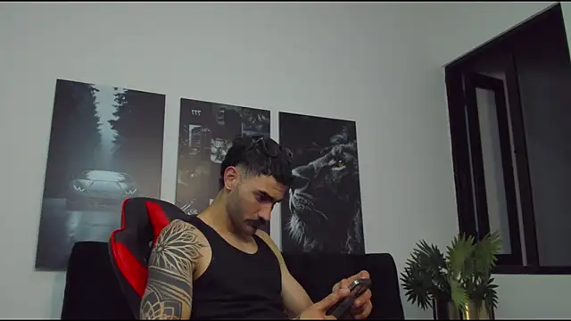 Austin bolt online show from 02/12/25, 01:52