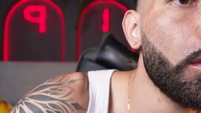 Austin bolt online show from 11/01/25, 03:41