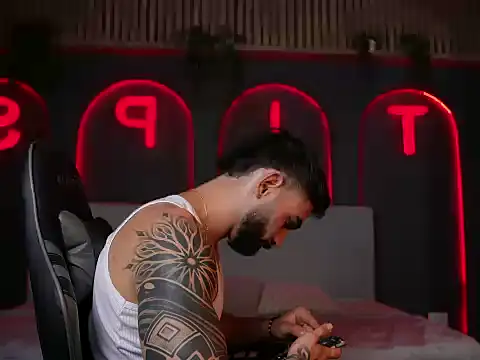 Austin bolt online show from 11/13/25, 03:49