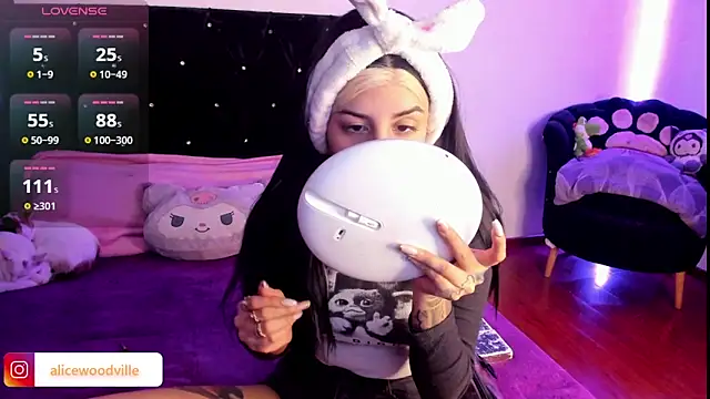 Alice woodville online show from 01/02/25, 10:11