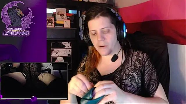 Snapshot of Rae-Suon chatting on 01/09/25, 10:09 Rae-Suon online show from 01/09/25, 10:09