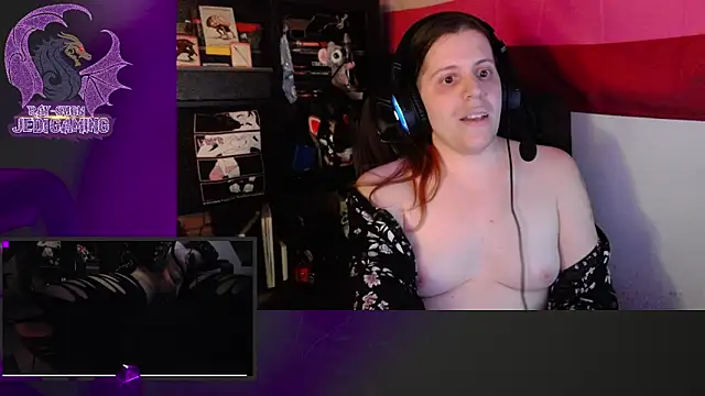 Snapshot of Rae-Suon chatting on 01/24/25, 02:39 Rae-Suon online show from 01/24/25, 02:39