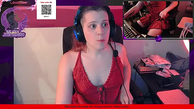 Snapshot of Rae-Suon chatting on 02/09/25, 12:06 Rae-Suon online show from 02/09/25, 12:06