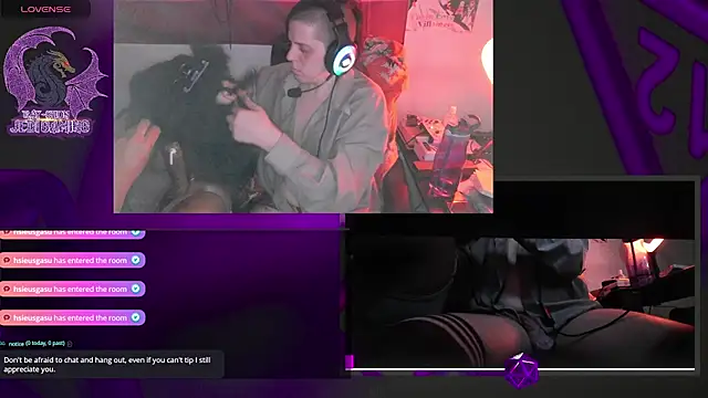 Snapshot of Rae-Suon chatting on 03/15/25, 01:19 Rae-Suon online show from 03/15/25, 01:19