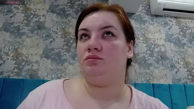 MelanieBrownn online show from 01/12/25, 05:45