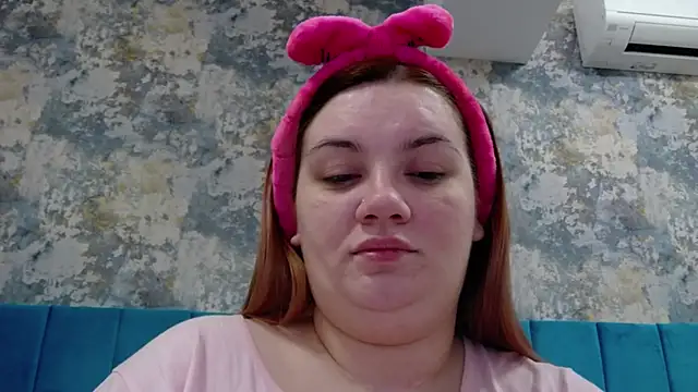 MelanieBrownn online show from 01/14/25, 04:08