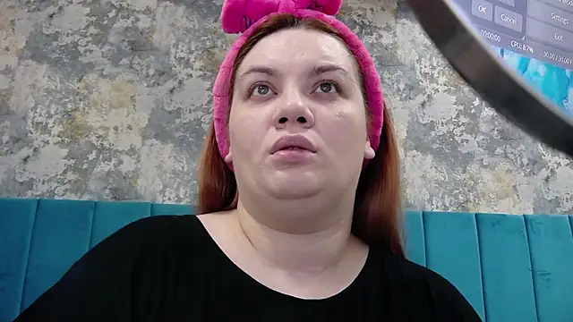 MelanieBrownn online show from 01/29/25, 10:43