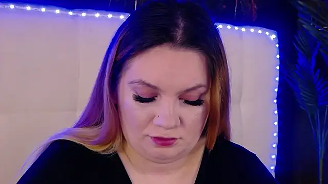 MelanieBrownn online show from 04/07/26, 04:35