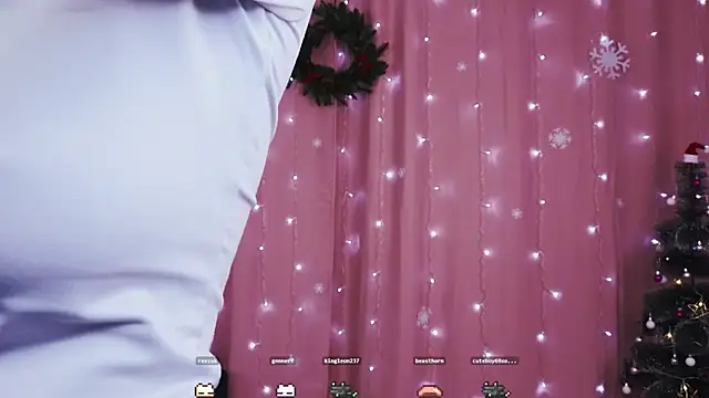 KimWilli online show from 12/10/24, 07:22