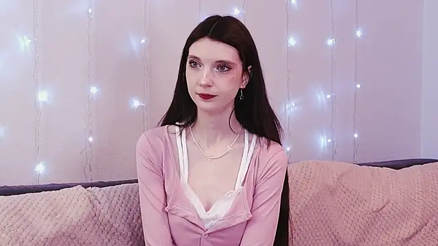 KimWilli online show from 01/16/25, 04:18