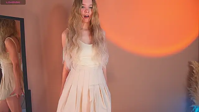  AlinaBailey online show from 01/08/25, 08:16