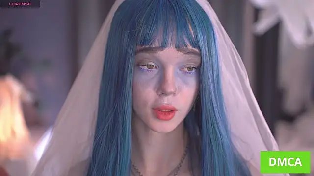  AlinaBailey online show from 10/31/25, 07:53