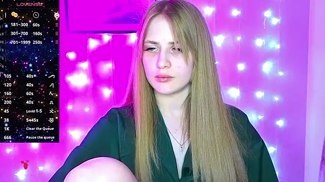 Snapshot of PureAlisMiracle chatting on 01/21/25, 07:06 PureAlisMiracle online show from 01/21/25, 07:06