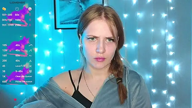 Snapshot of PureAlisMiracle chatting on 02/24/25, 03:42 PureAlisMiracle online show from 02/24/25, 03:42