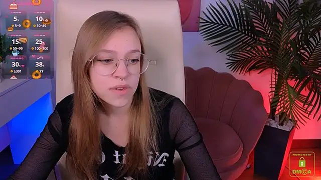 Snapshot of LayriantaVee chatting on 01/28/25, 07:11 LayriantaVee online show from 01/28/25, 07:11