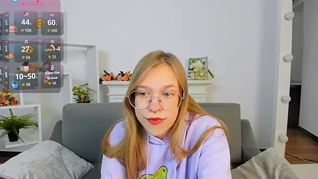 Snapshot of LayriantaVee chatting on 09/30/25, 01:16 LayriantaVee online show from 09/30/25, 01:16