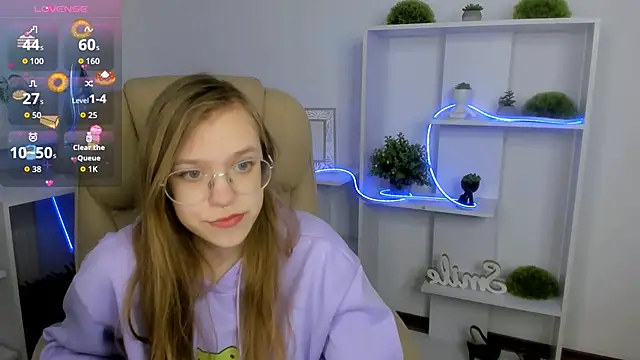 Snapshot of LayriantaVee chatting on 03/31/26, 06:14 LayriantaVee online show from 03/31/26, 06:14