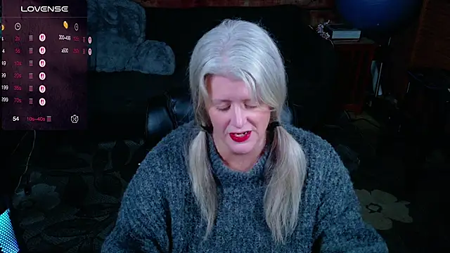 Snapshot of AliceHarlot chatting on 10/16/25, 03:51 AliceHarlot online show from 10/16/25, 03:51