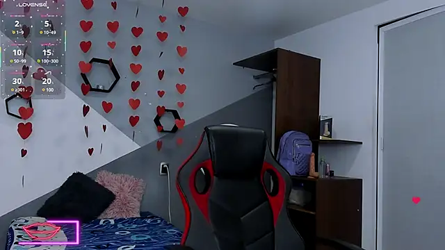 Danniela rivera online show from 02/28/25, 11:58